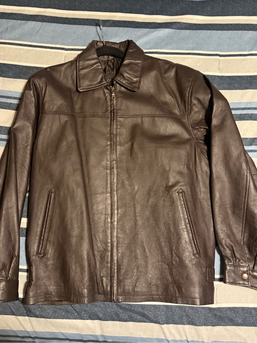 Classic Men's Dark Brown Leather